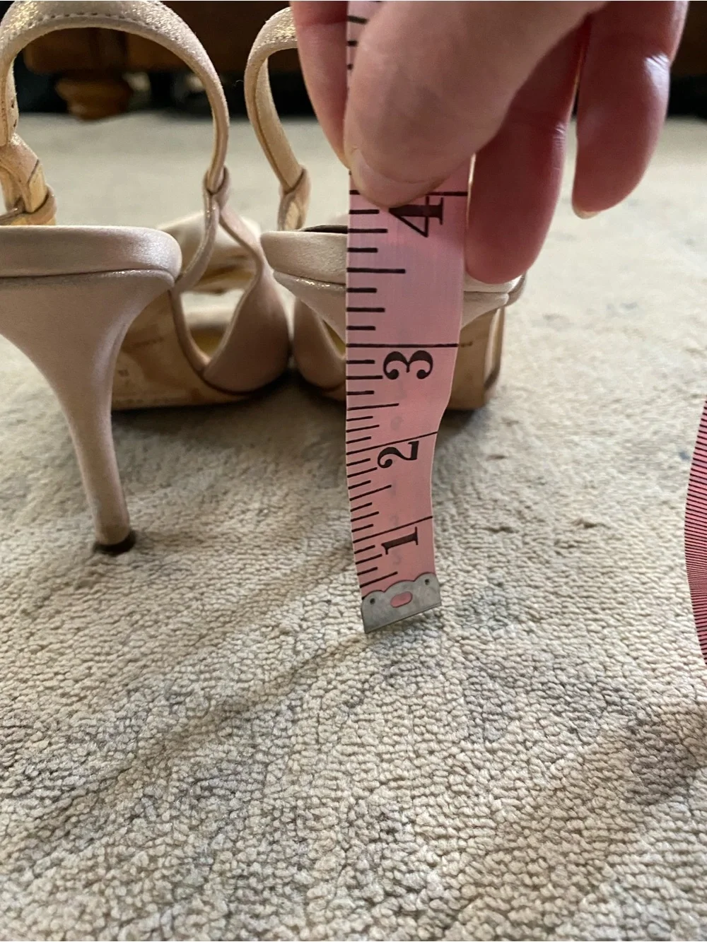 Kate Spade Rosette Stiletto Heels Champagne Gold Shimmer 7 Luxury Satin Rose